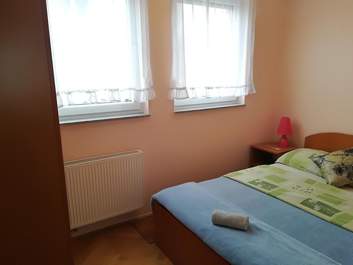 Guesthouse Sava سلافونسكي برود المظهر الخارجي الصورة