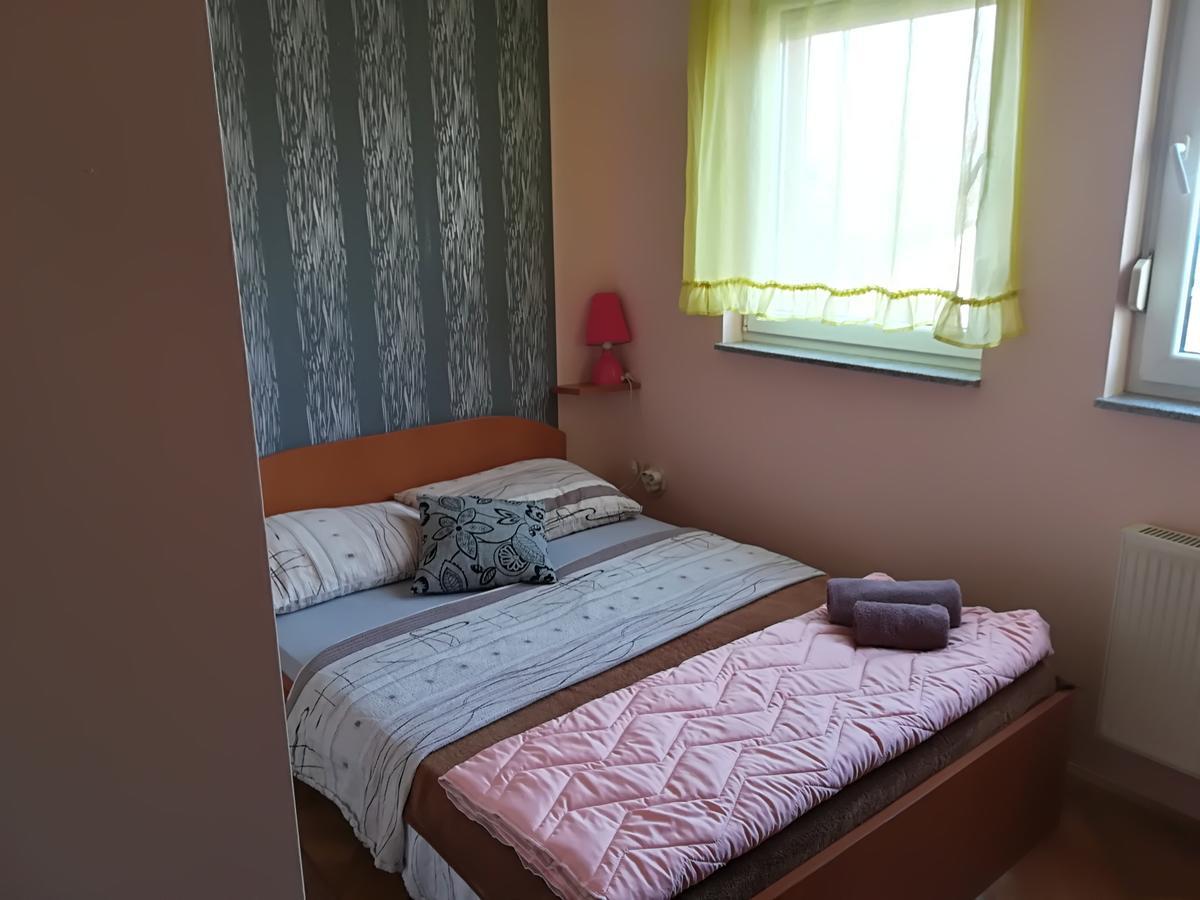 Guesthouse Sava سلافونسكي برود المظهر الخارجي الصورة